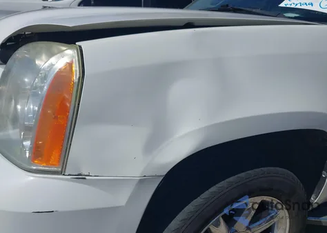 2012 GMC Yukon Xl 1500 Denali z USA, uszkodzony, nr VIN 1GKS1MEF5CR161510